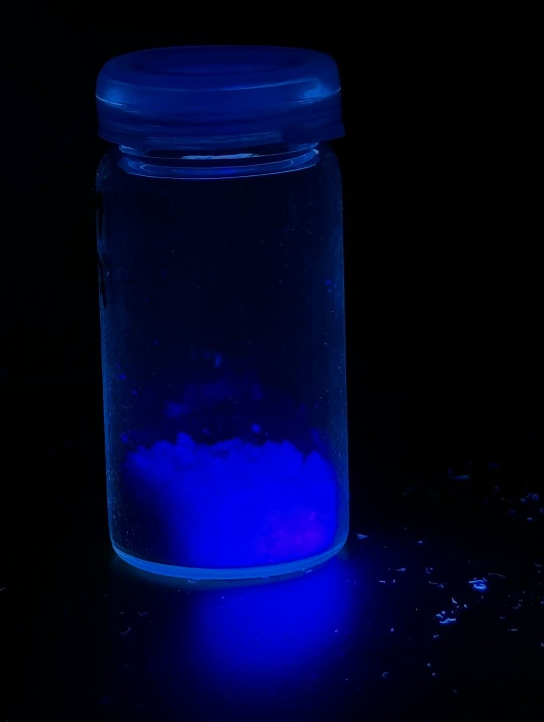 Pr&auml;parat 1.3.3. &middot; Doppelchloride – CsEACl_3:Eu